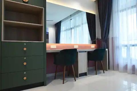 Legasi Kampung Baru By Rumahrehat 1908sqft Huge Balcony For Bbq Twin Tower View *