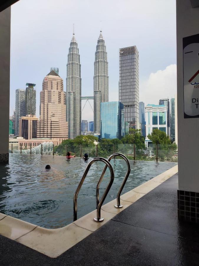 Legasi Kampung Baru By Rumahrehat 1908sqft Huge Balcony For Bbq Twin Tower View *