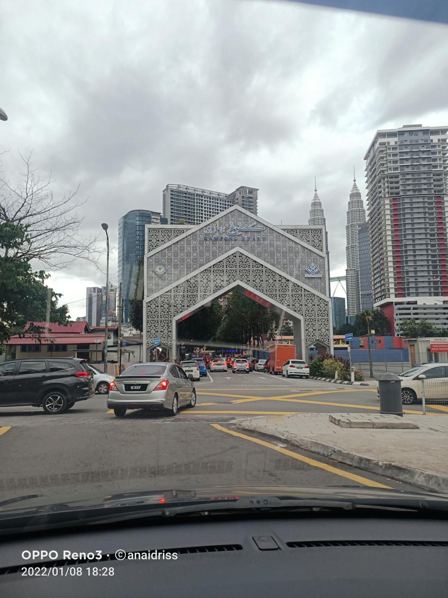 Pangsapuri Legasi Kampung Baru By Rumahrehat 1908sqft Huge Balcony For Bbq Twin Tower View Kuala Lumpur